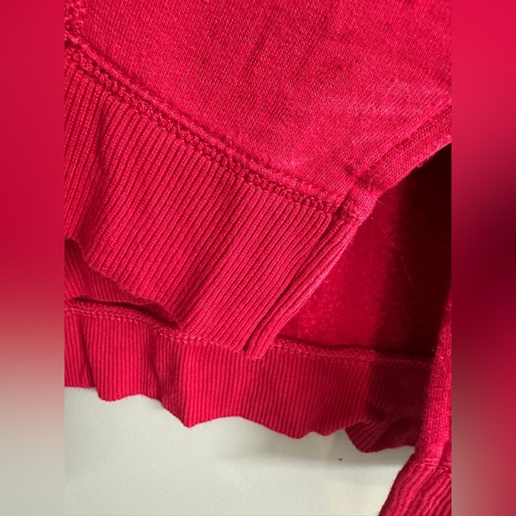 Peleton Lightweight Thin Sweatshirt Raspberry Side Split Logo Spellout Sz SM Top - Picture 8 of 9